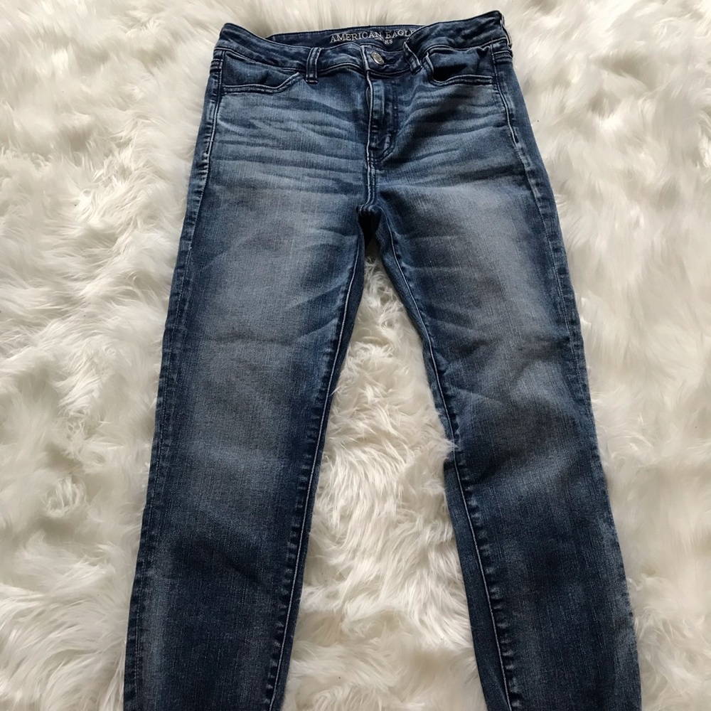 American Eagle High Rise Crop